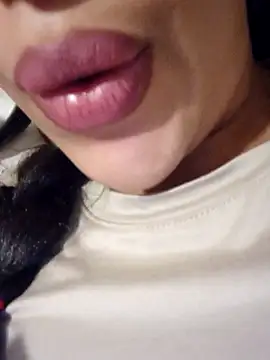 Sexlove1xo live sex cam