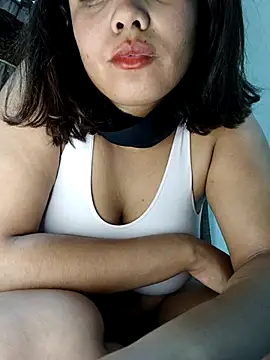 Louli_ta live sex cam