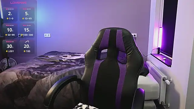 MiaRides19's cam snapshot