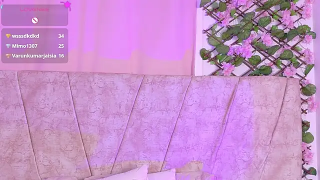 Karina_Wong's cam snapshot