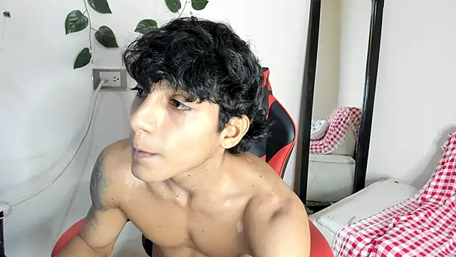 axel_rousse2's cam snapshot