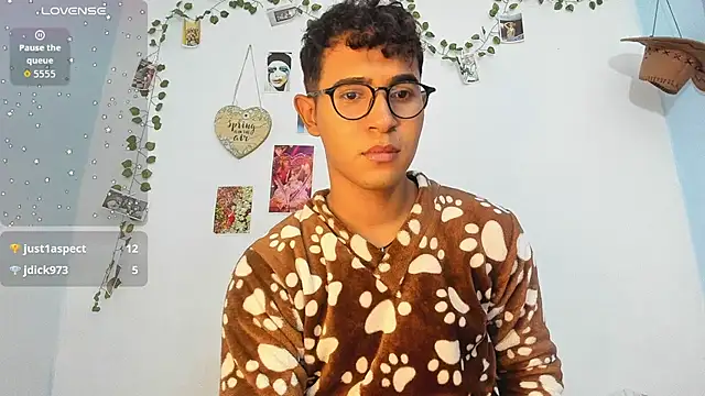 cute_sammy_1's cam snapshot