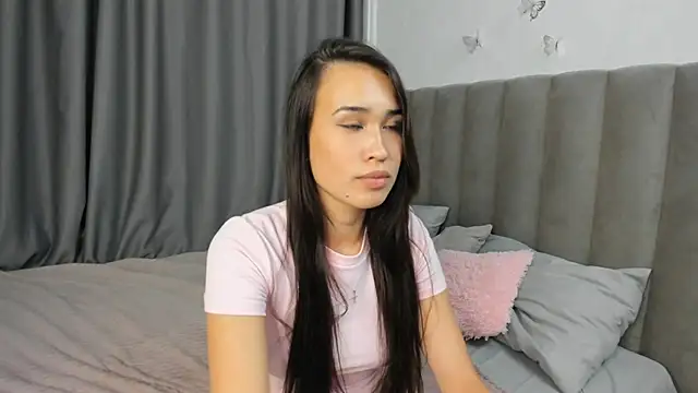 LorrineGailun's cam snapshot