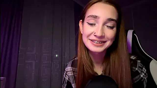 HollyPaw's cam snapshot