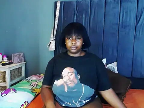 melanin_lizzy's cam snapshot