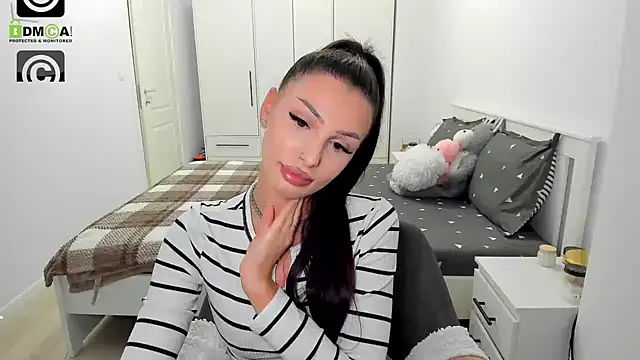 HelenShawn live sex cam