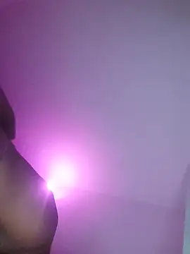 EvonyFoxxx's cam snapshot