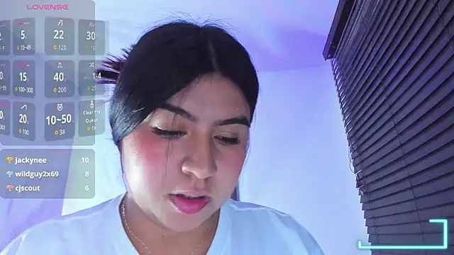 rose_honey_'s cam snapshot