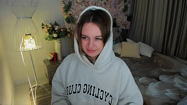 MiracleCurly's cam snapshot