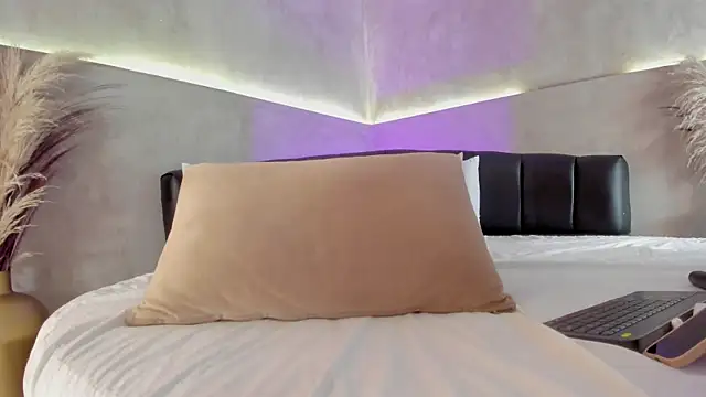 Nicol_Lopez_1's cam snapshot