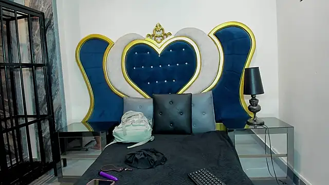 ZaraDavid's cam snapshot