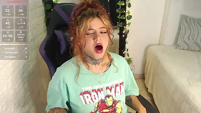 catherine_monroe's cam snapshot