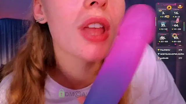 lady_curls's cam snapshot