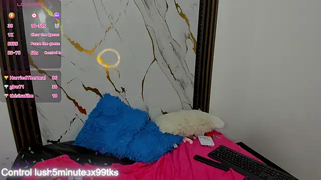 nina_vixen's cam snapshot