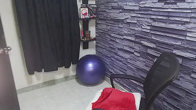 Cruela_deviil's cam snapshot