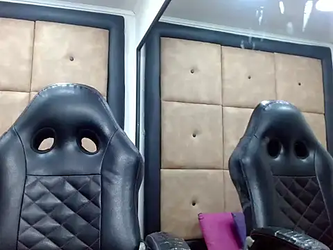 Penelopee_Rouse live sex cam