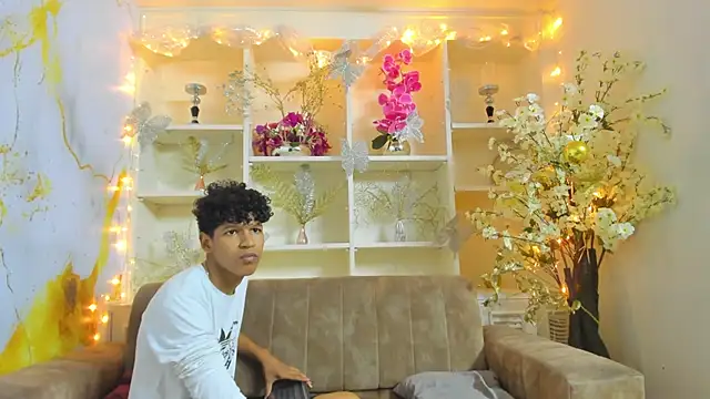 BvlgarVoyss live sex cam