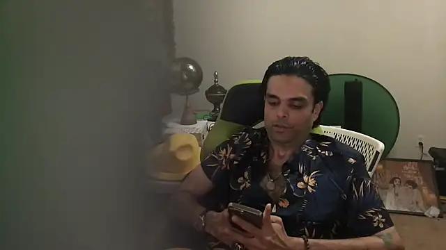 MarineSpun69 live sex cam