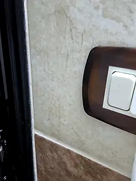 yazin19's cam snapshot