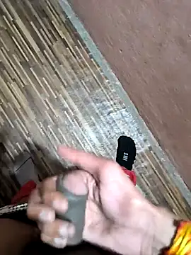 Ritik143jhil's cam snapshot