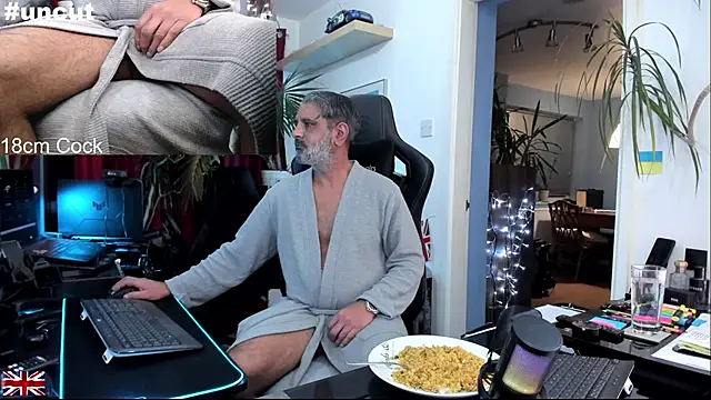 OnlineBossUK live sex cam