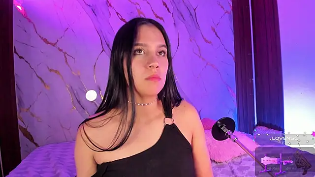 Emmiicute's cam snapshot