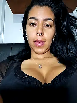 Luianna's cam snapshot