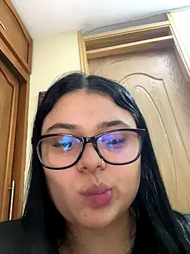 alissonfernandez_'s cam snapshot