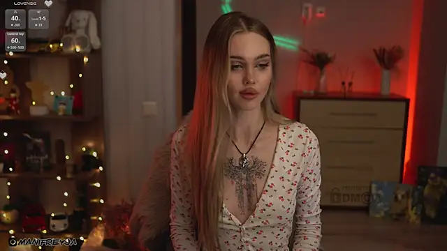 ManiFreyja's cam snapshot