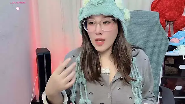 NEWONETO live sex cam