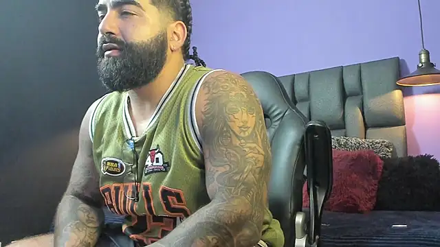 Lyon_vach live sex cam