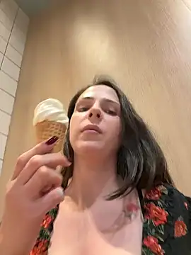 Lady_LauraRose live sex cam