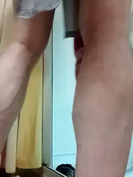 JOHANNA9MOI02 live sex cam