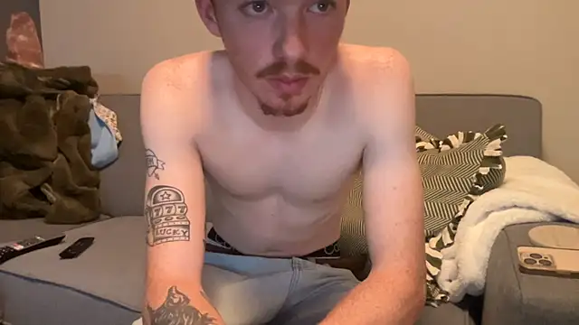 younghungginger live sex cam