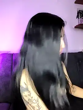 Mazikeen-- live sex cam