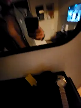 Guitccch live sex cam