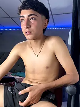 MathieuAGT live sex cam