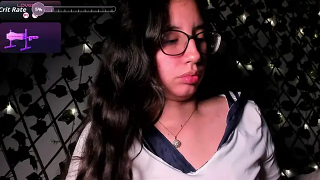 CoralineSanchez live sex cam