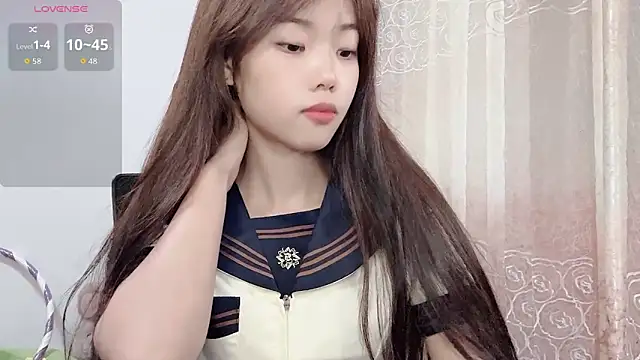 Lvy--v live sex cam