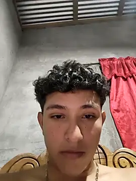 MattBroddy live sex cam