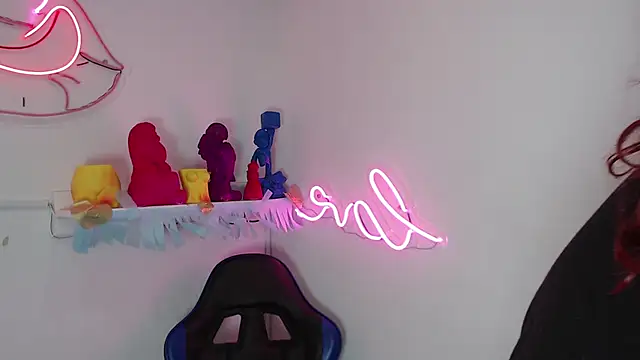 littlee_red's cam snapshot