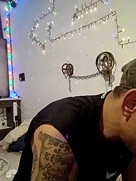 Buffshagswell live sex cam