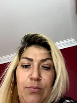 LittleMissEeve live sex cam