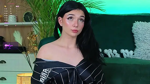 Avery--'s cam snapshot