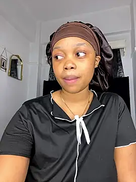 Queen_Tee23's cam snapshot