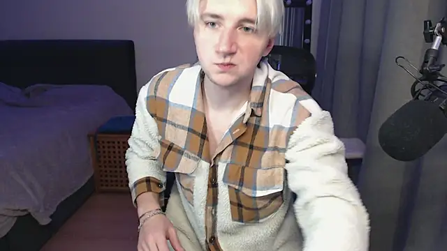 Elvin_Vaenight live sex cam