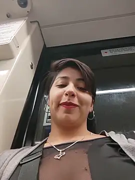 MaiPandora live sex cam