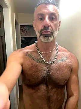 DaddySnowXX live sex cam