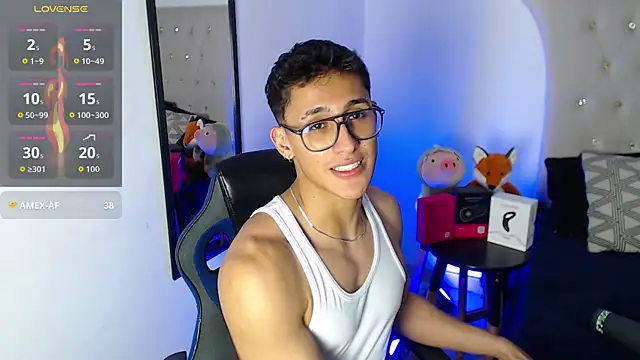 SalvadorFit live sex cam