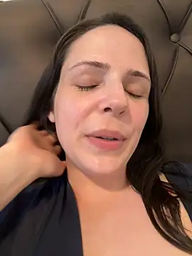 Lady_LauraRose's cam snapshot